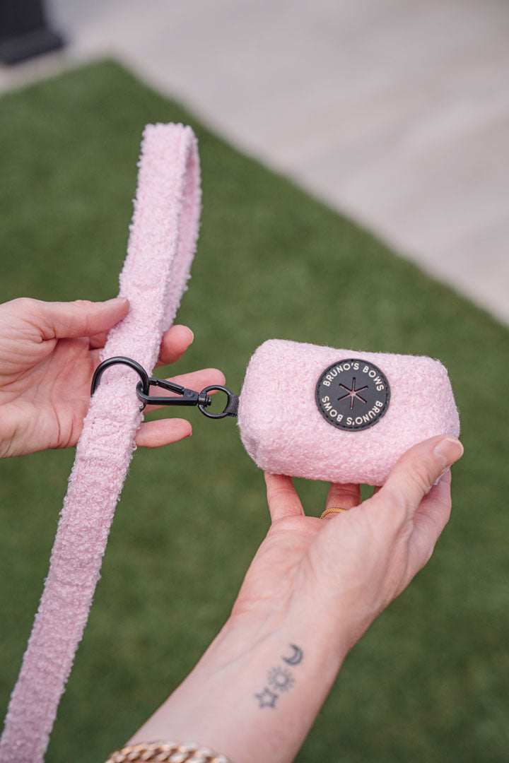 Teddy Pink Lead