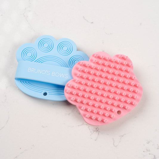 Bruno’s Bows Shampoo Bath Dog & Cat Brush